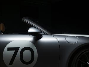 Porsche 911 Speedster Heritage Design Package 2019 года 